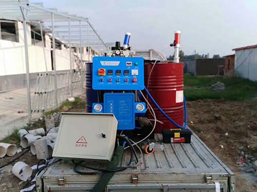 聚氨酯發(fā)泡施工機械 廠家直銷(圖1) 養(yǎng)殖場聚氨酯發(fā)泡施工機械