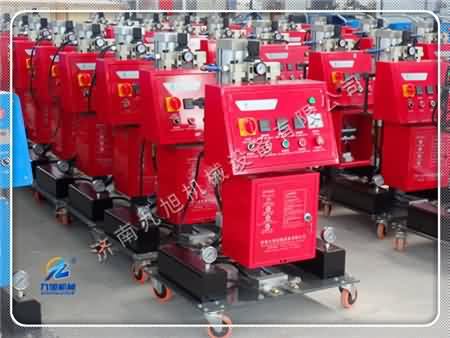 聚氨酯外墻保溫噴涂機(jī)高效噴涂的優(yōu)勢(shì)(圖1) 聚氨酯外墻保溫噴涂機(jī)高效噴涂的優(yōu)勢(shì)